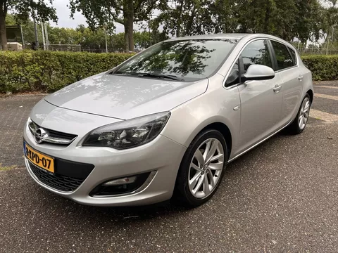 Opel Astra 1.4 Turbo Sport