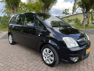 Opel Meriva 1.8-16V Cosmo